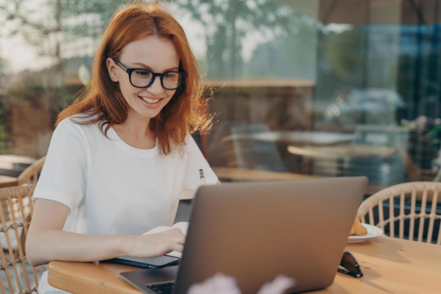 Interactive session showing market analysis techniques with real-time data